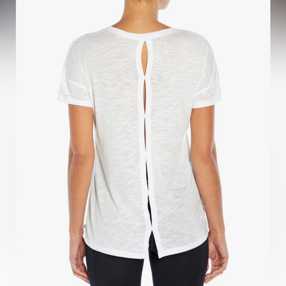 Marika workout Tee open back